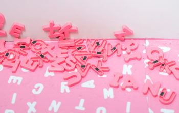 Pinke Buchstaben